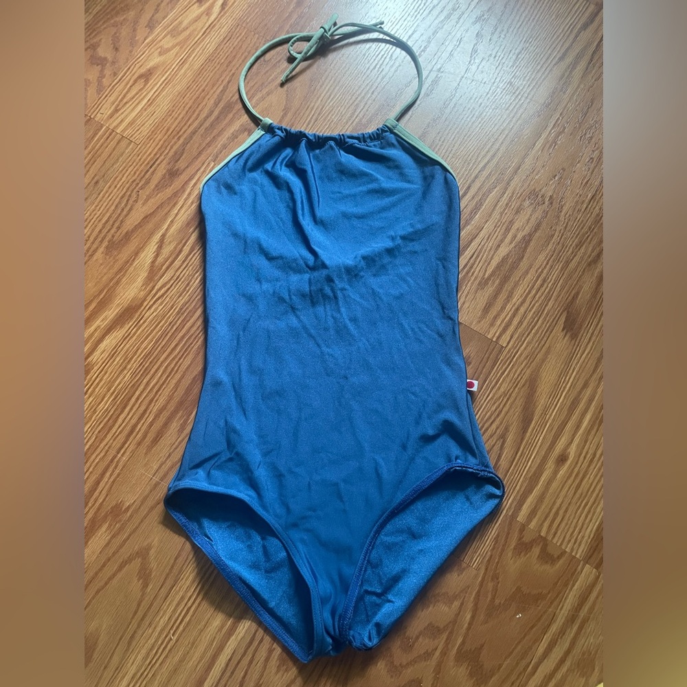 Yumiko Leotard - Monique style